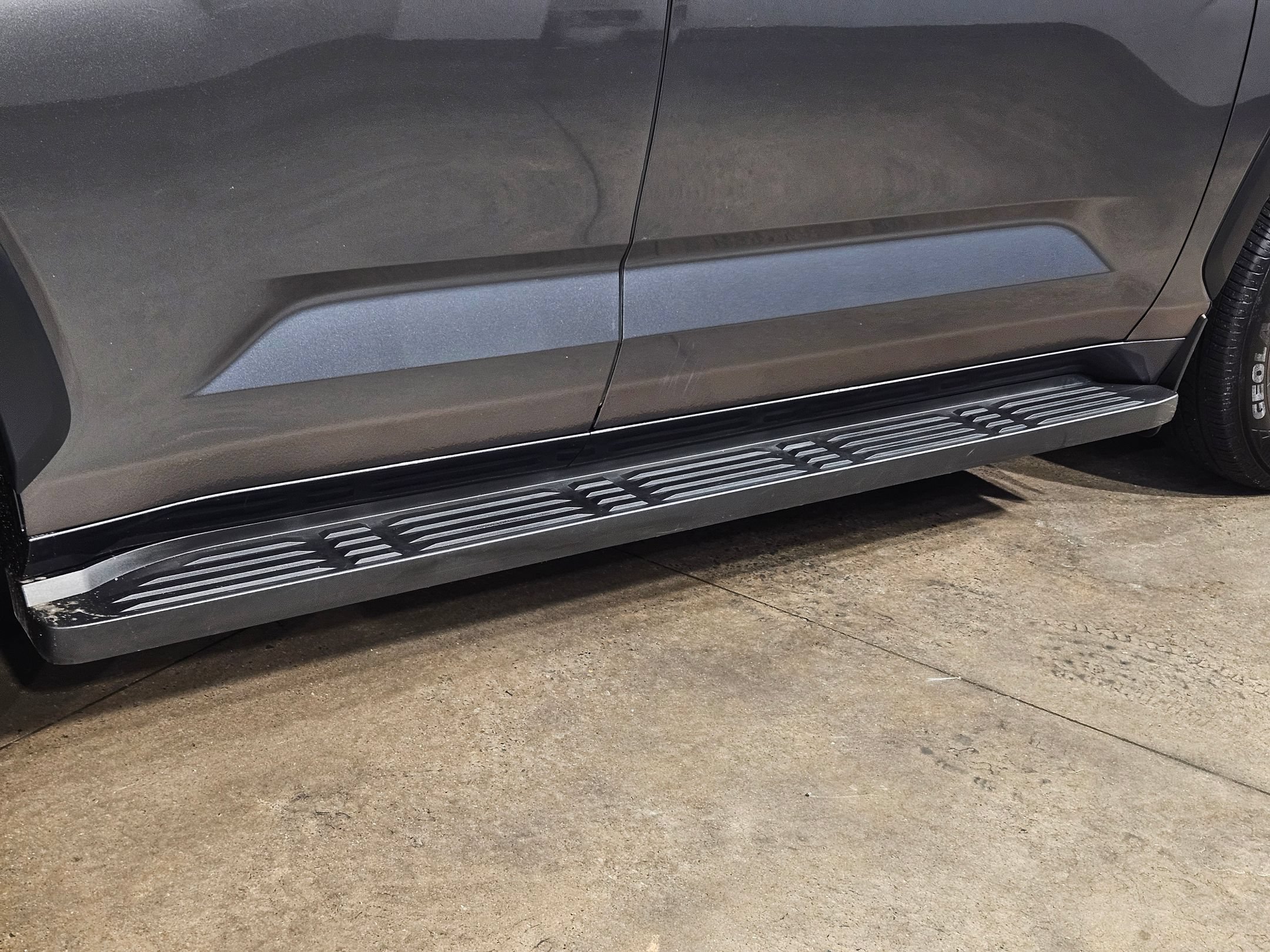 Certified 2025 Toyota Sequoia SR5 AWD/4WD image 40