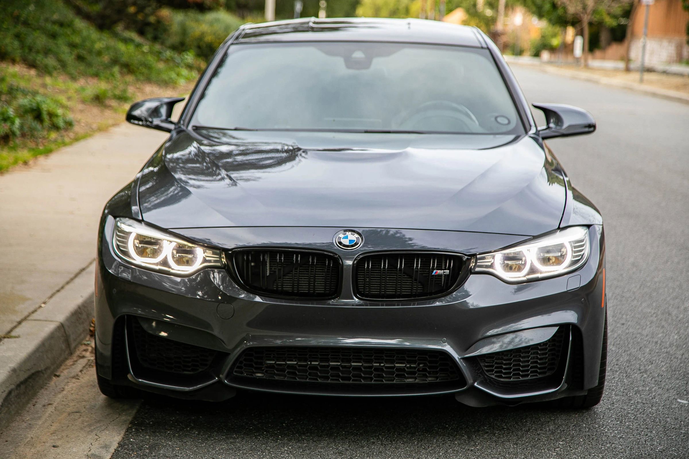 Used 2017 BMW M3 RWD image 2