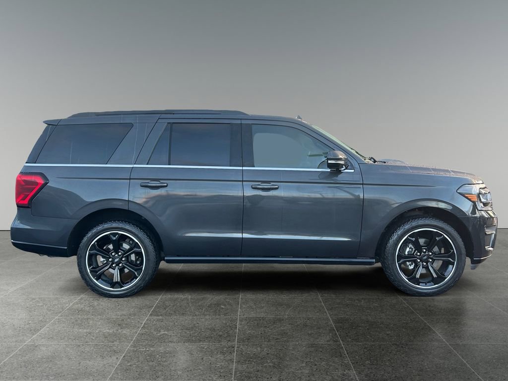 Used 2023 Ford Expedition Limited image 9