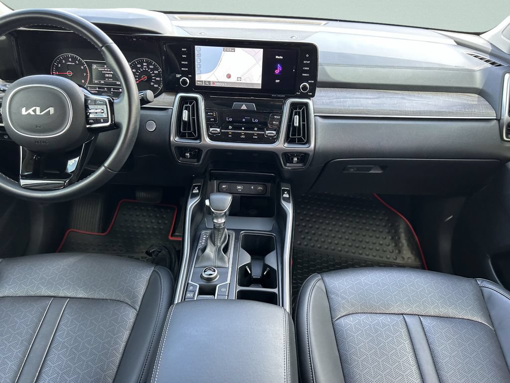 Used 2023 Kia Sorento EX w/ Panoramic Sunroof Package FWD image 20