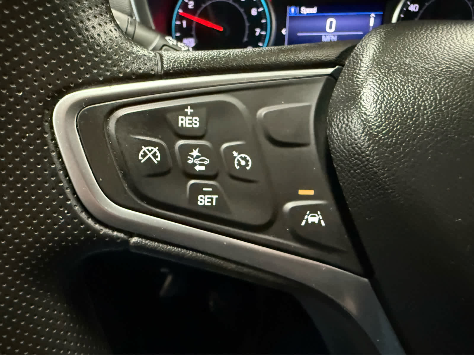 Used 2023 Chevrolet Equinox LT AWD/4WD image 24