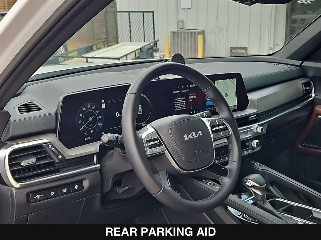 Used 2024 Kia Telluride SX FWD image 13