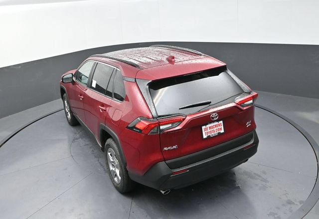 New 2025 Toyota RAV4 XLE w/ Convenience Package AWD/4WD image 23