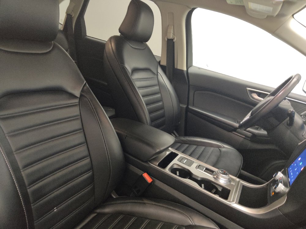 Used 2023 Ford Edge SEL image 21