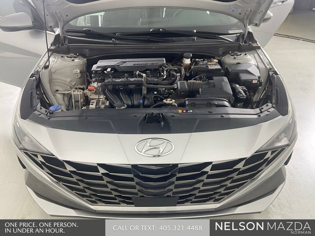 Used 2023 Hyundai Elantra Limited FWD image 41