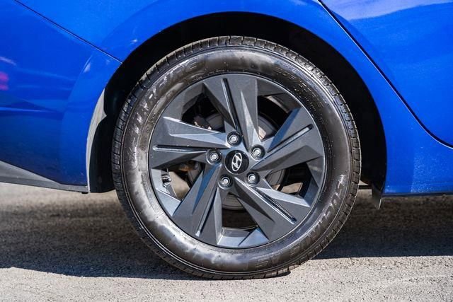 Used 2022 Hyundai Elantra SEL image 16