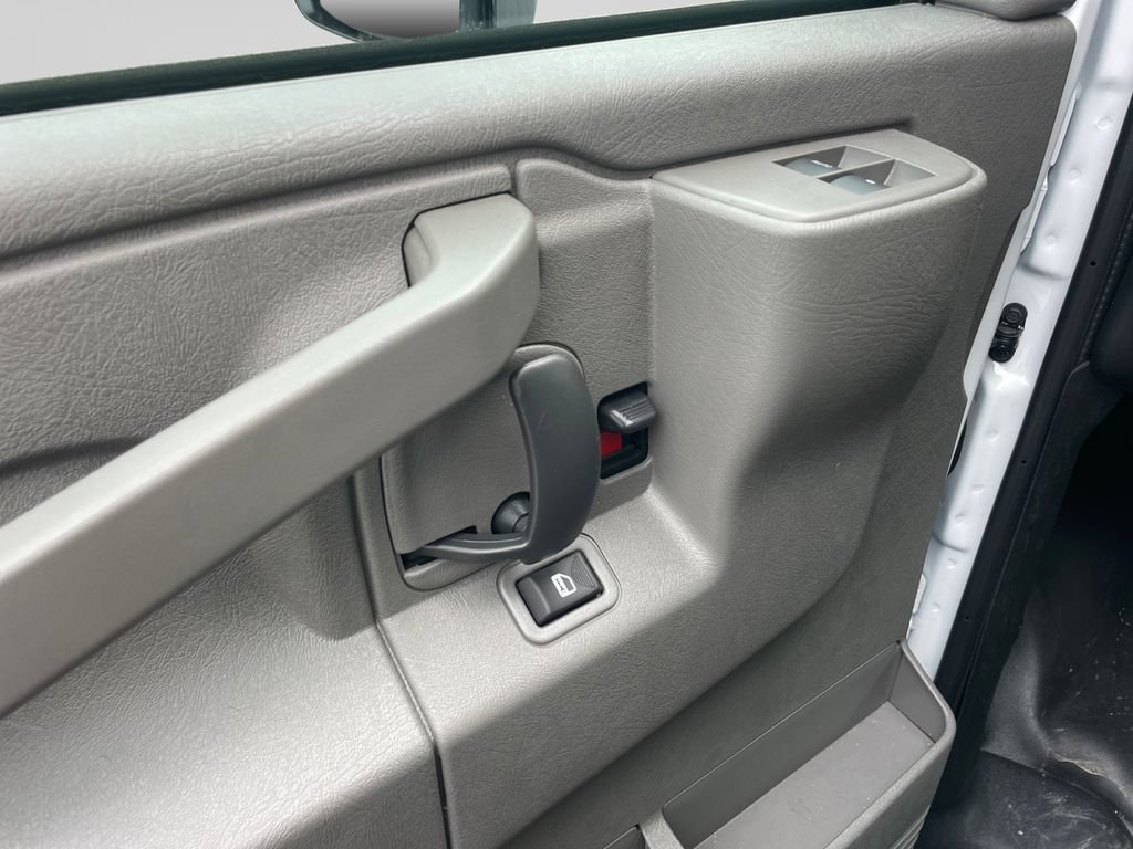 New 2026 Chevrolet Express 3500 w/ Power Convenience Package RWD image 22