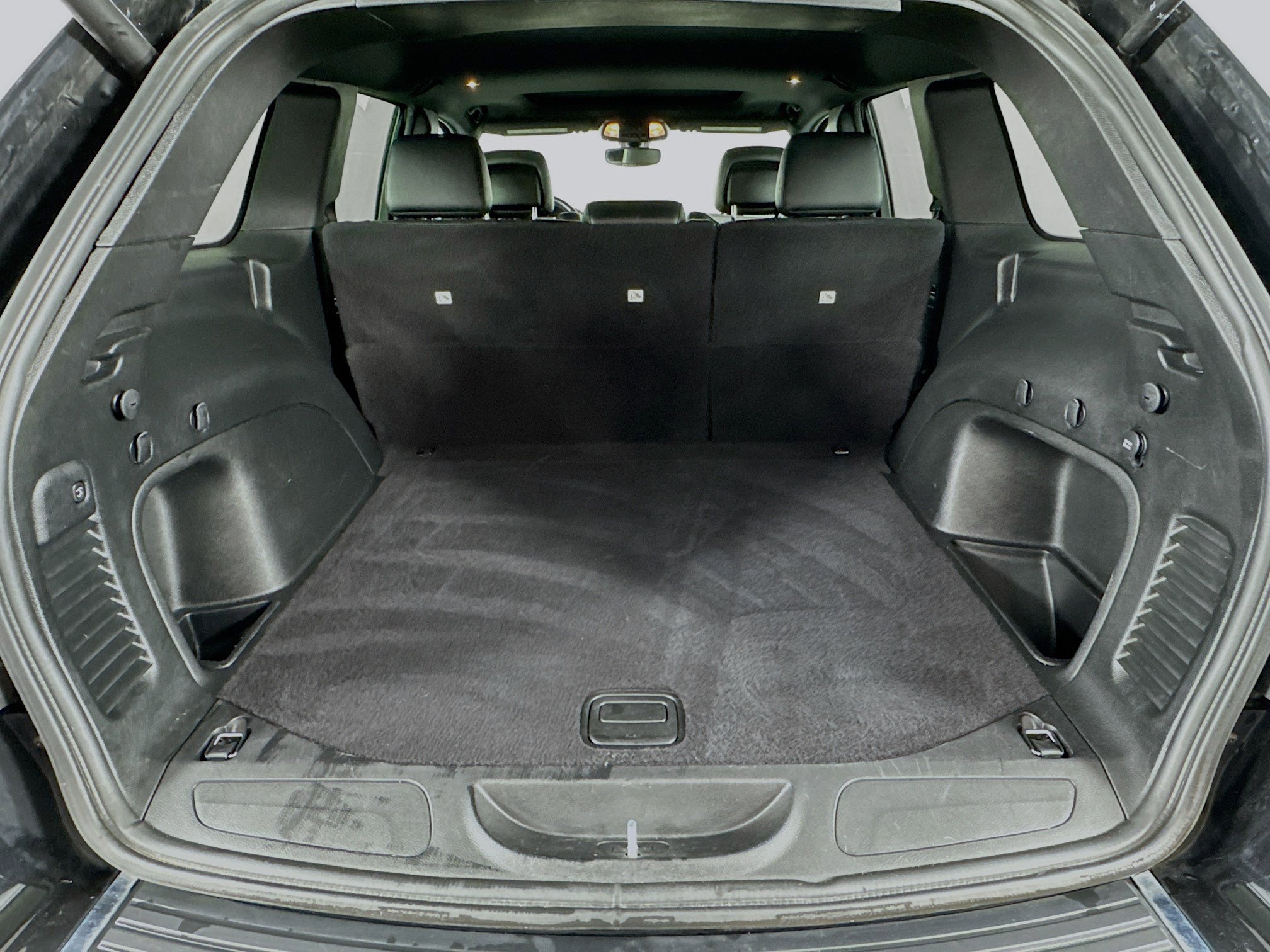 Used 2021 Jeep Grand Cherokee Limited image 27