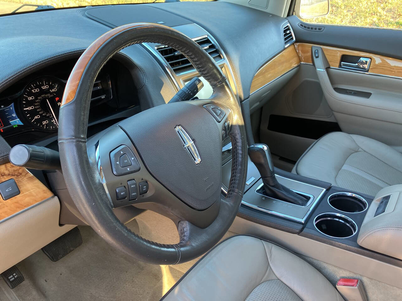 Used 2013 Lincoln MKX Base AWD 4dr SUV image 10