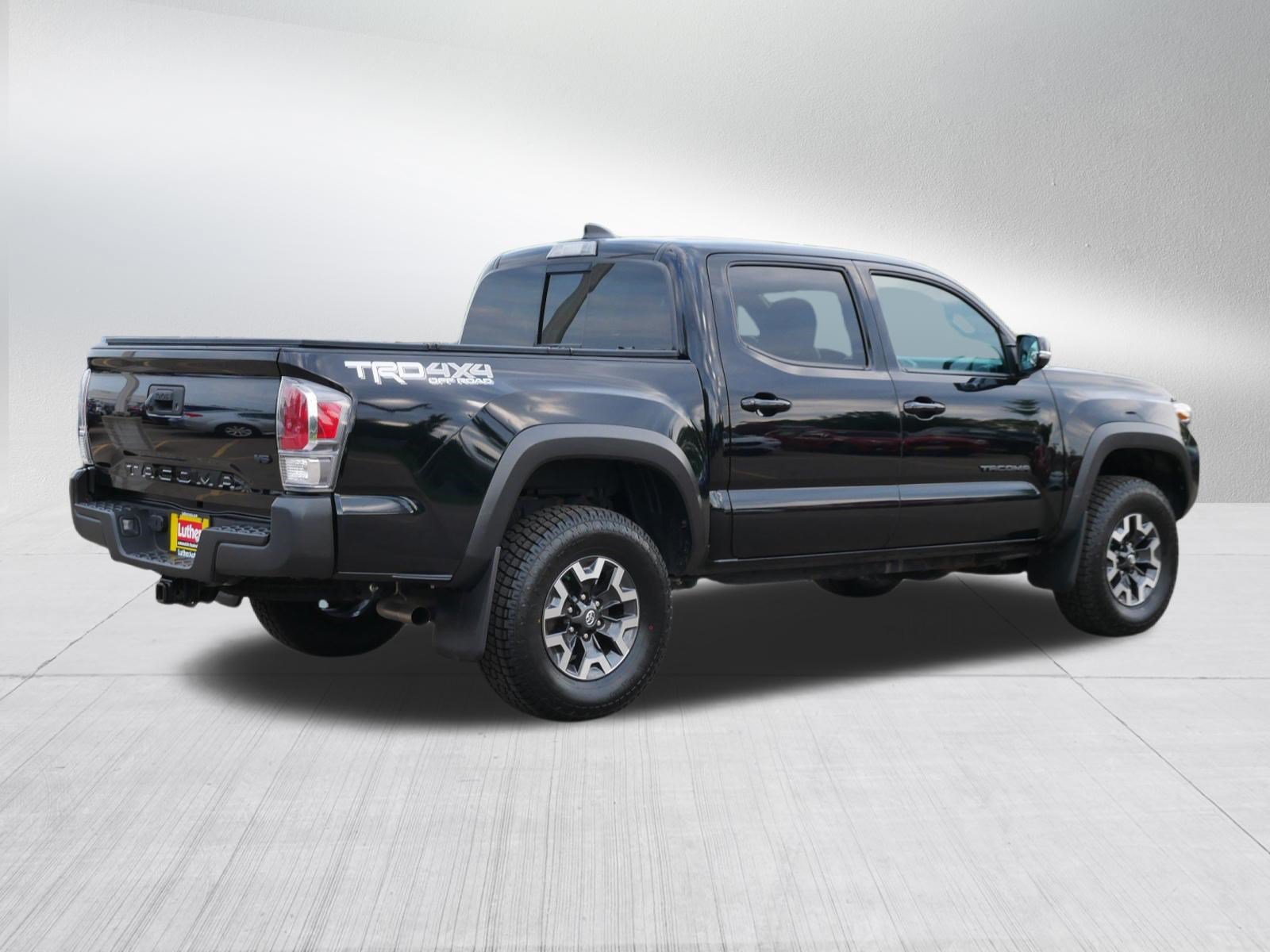 Used 2021 Toyota Tacoma TRD Off-Road AWD/4WD image 7
