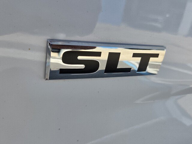 Used 2024 RAM 1500 Classic SLT AWD/4WD image 30
