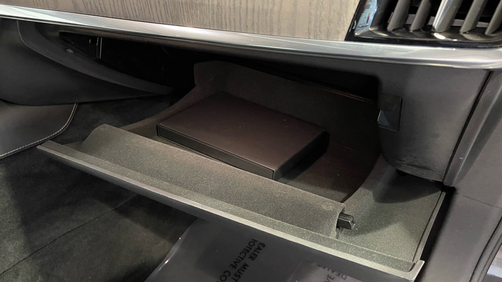 Used 2023 Volvo S90 B6 Ultimate w/ Protection Package Premier image 42