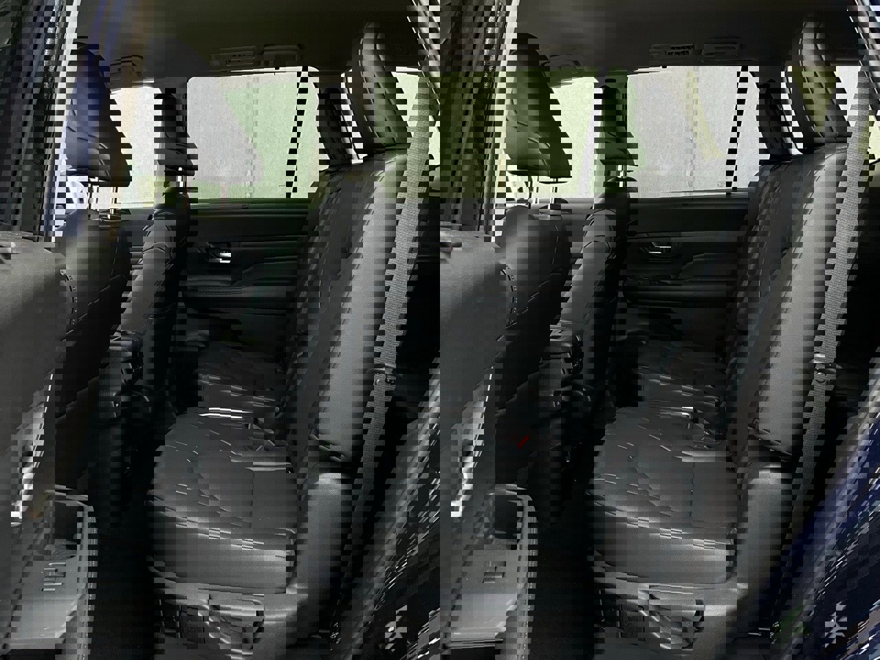 Used 2025 Toyota Grand Highlander FWD image 12