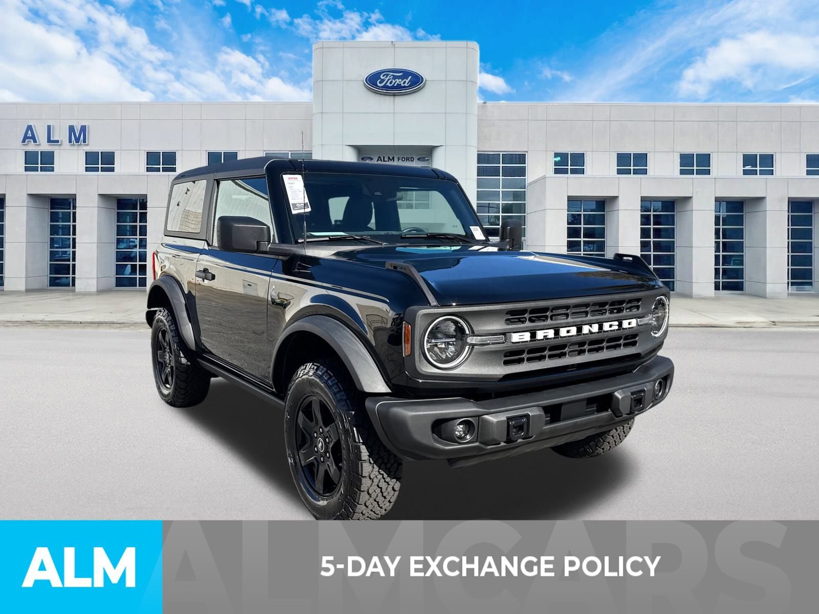 Used 2024 Ford Bronco Black Diamond image 4