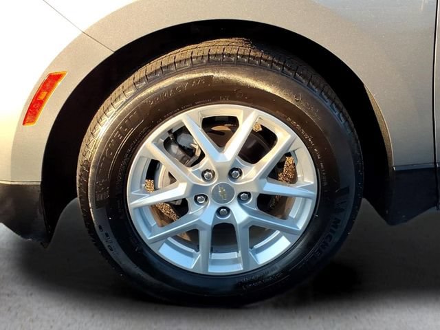 Used 2024 Chevrolet Equinox LS w/ LS Convenience Package FWD image 10