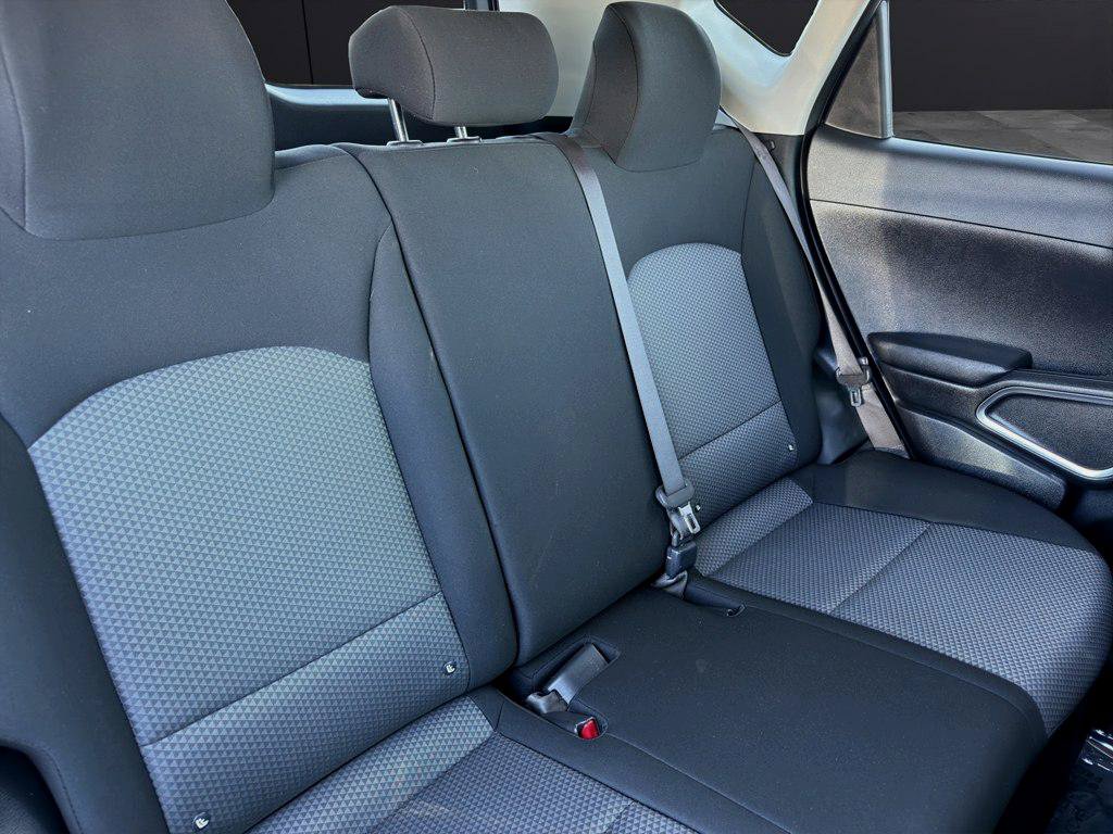 Used 2023 Kia Soul LX w/ Option Group 015 FWD image 17