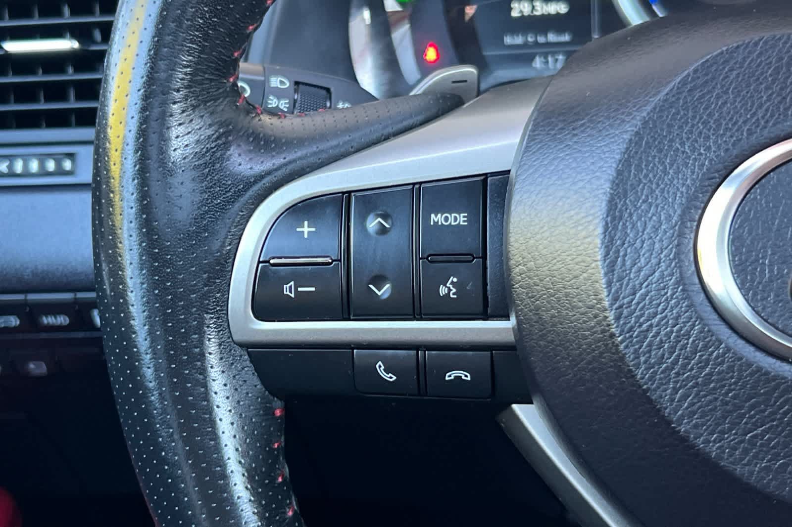 Used 2022 Lexus RX 450h F Sport w/ Cold Area Package (CT) AWD/4WD image 28