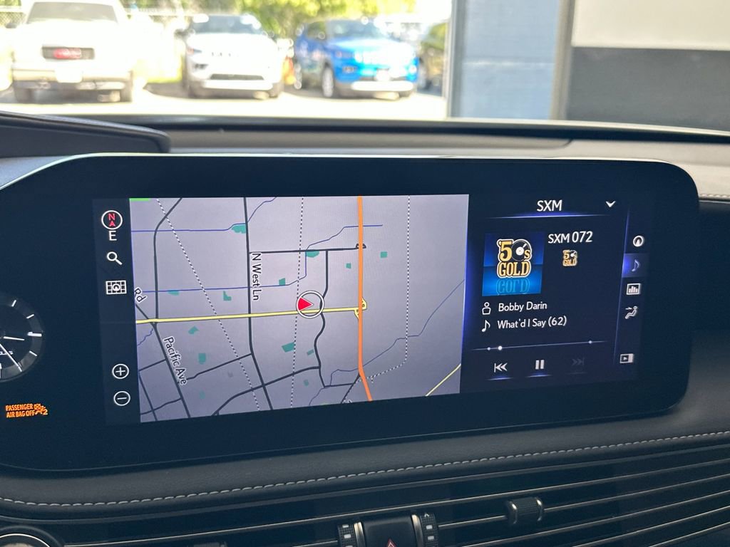 Used 2021 Lexus LS 500 w/ Accessory Package (Z1) image 17