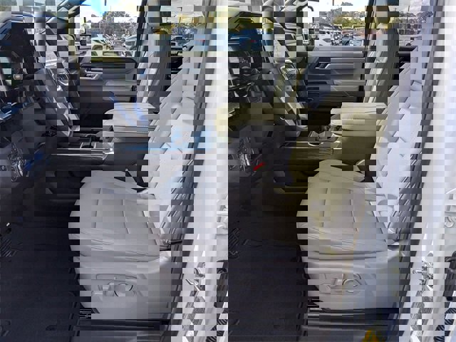 New 2026 GMC Sierra 2500 SLT w/ SLT Premium Package image 15