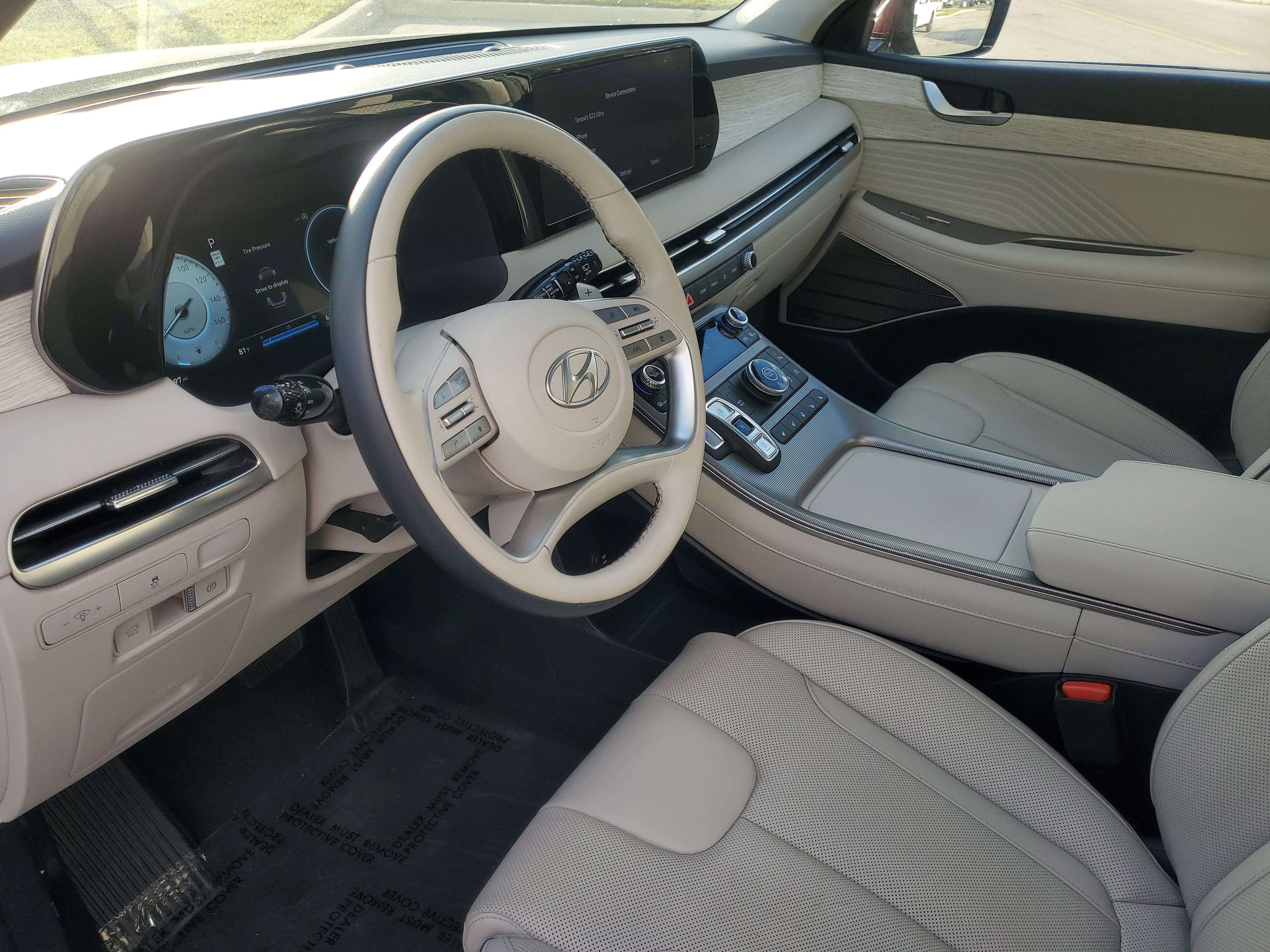 Used 2024 Hyundai Palisade Calligraphy image 17