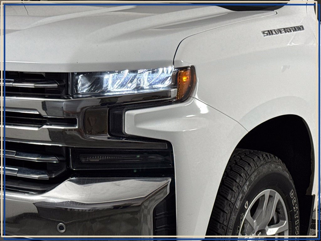 Used 2021 Chevrolet Silverado 1500 LTZ w/ LTZ Convenience Package II AWD/4WD image 2
