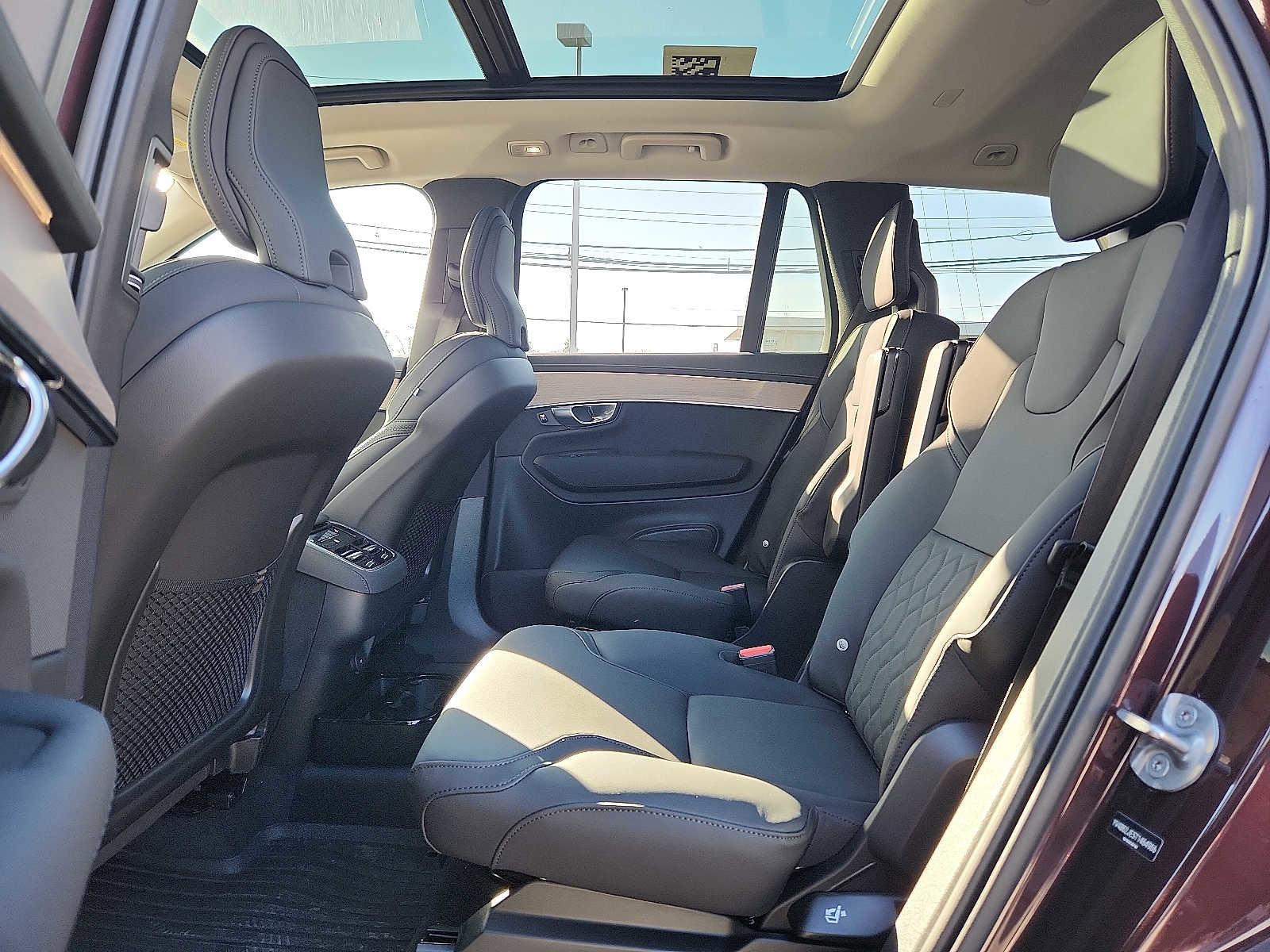 Used 2026 Volvo XC90 B6 Plus w/ Protection Package Premier image 10