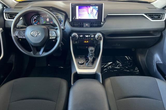 Certified 2024 Toyota RAV4 LE AWD/4WD image 3