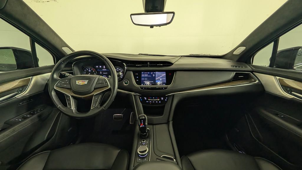 Used 2023 Cadillac XT5 Sportv w/ Platinum Package image 8