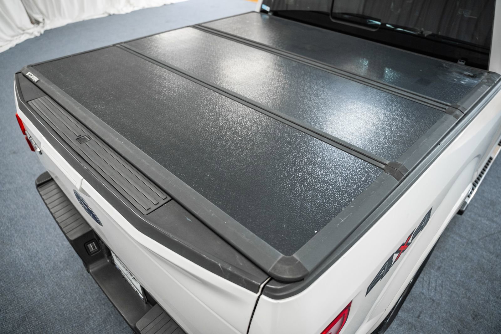 Used 2015 Ford F150 Lariat w/ Equipment Group 501A Mid image 25