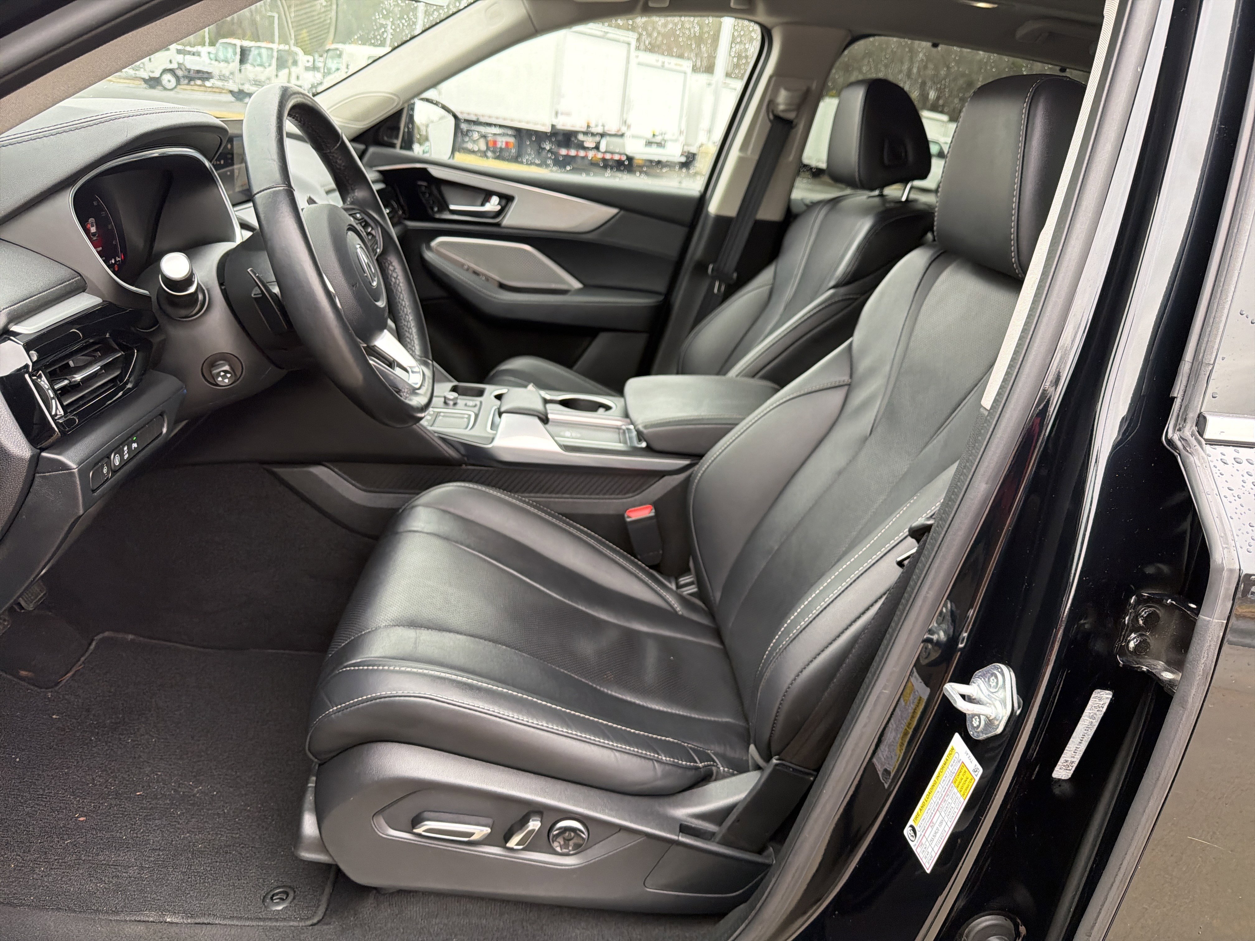 Certified 2023 Acura MDX SH-AWD w/ Technology Package image 17