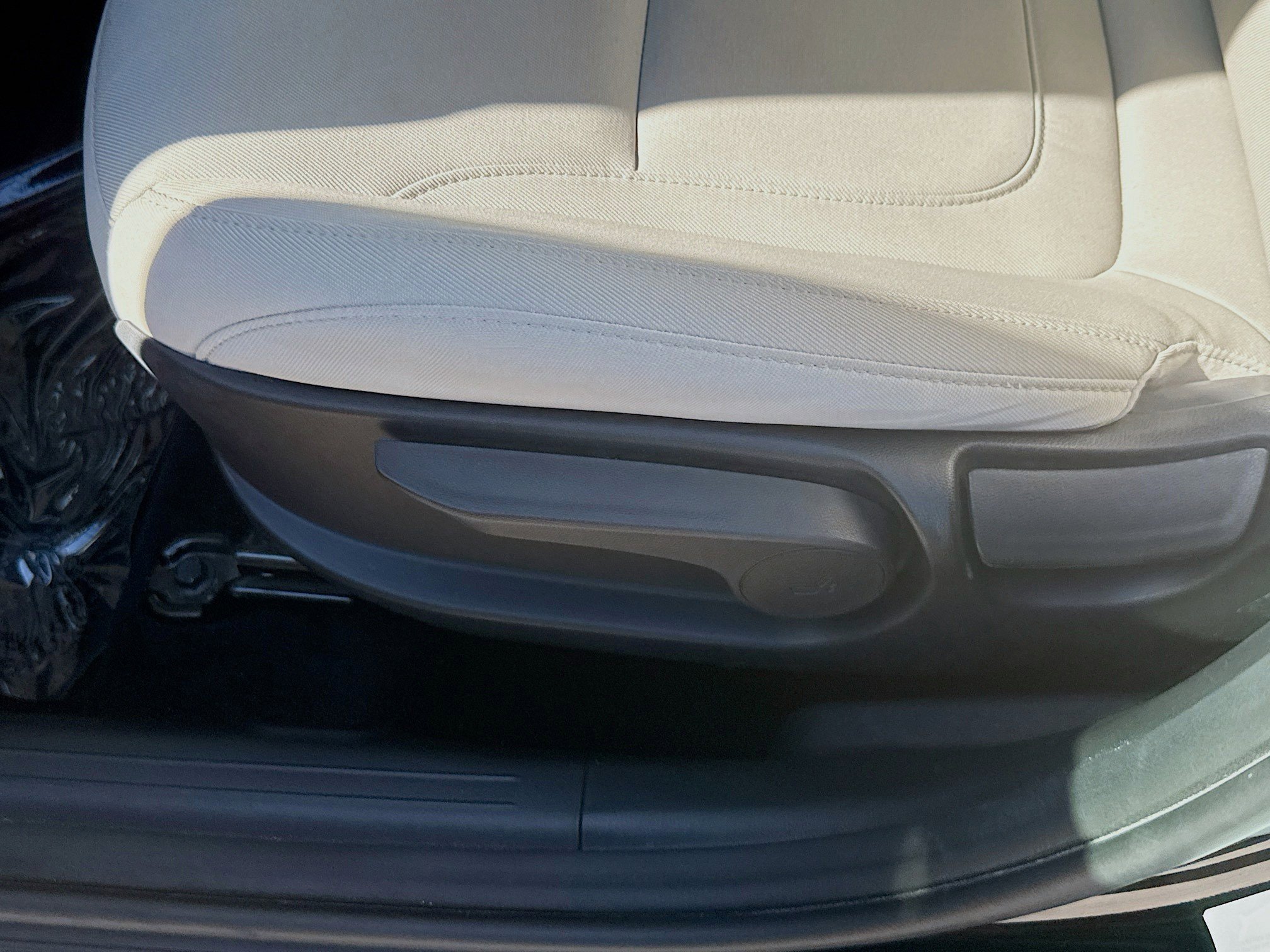 Used 2025 Hyundai Tucson SE image 15