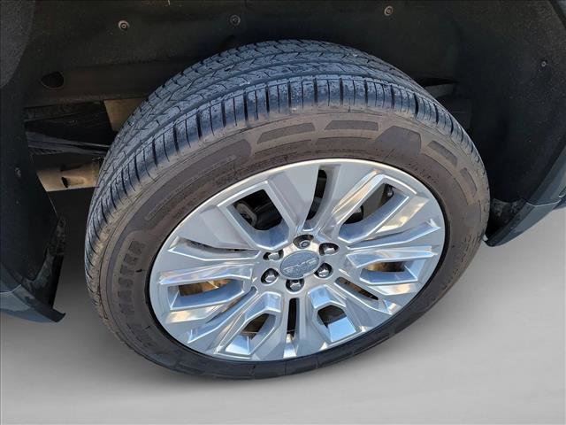 Used 2022 GMC Sierra 1500 Denali w/ Denali Premium Package image 12