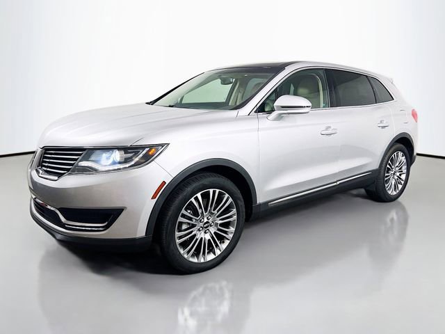 Used 2017 Lincoln MKX Reserve FWD image 3