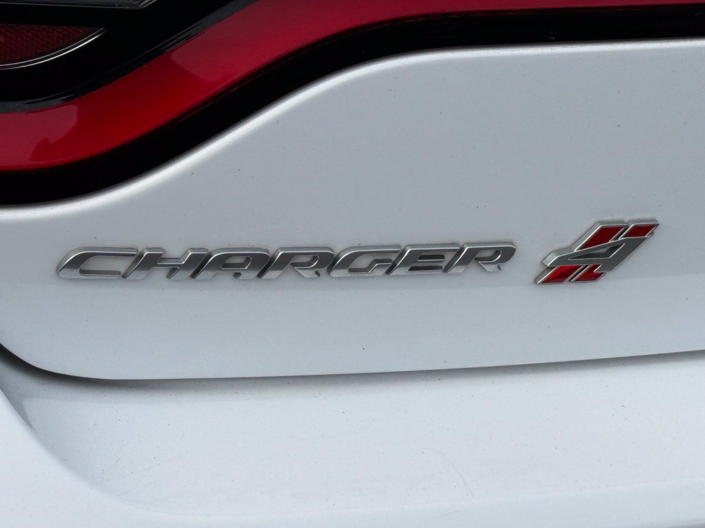 Used 2019 Dodge Charger SXT w/ Cold Weather Package AWD/4WD image 21