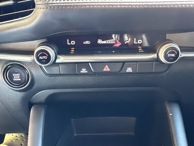Used 2023 MAZDA MAZDA3 s FWD image 29
