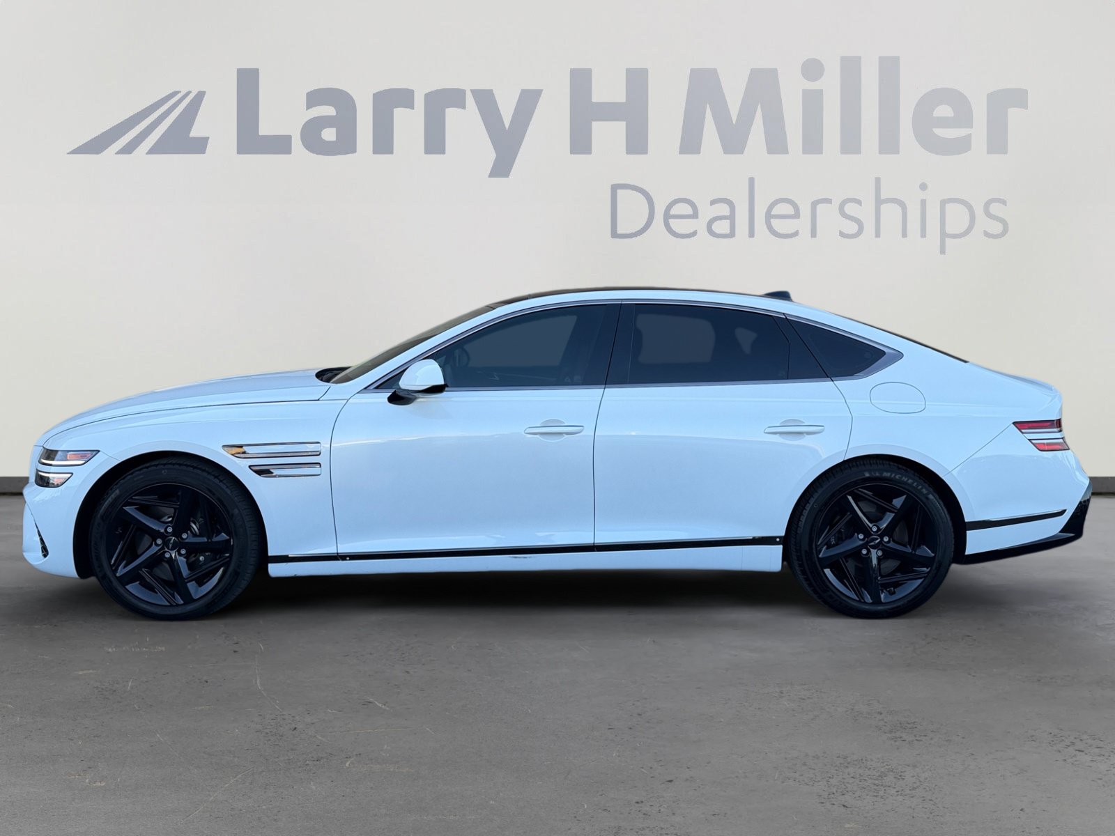 Used 2025 Genesis G80 3.5T Sport AWD/4WD image 2