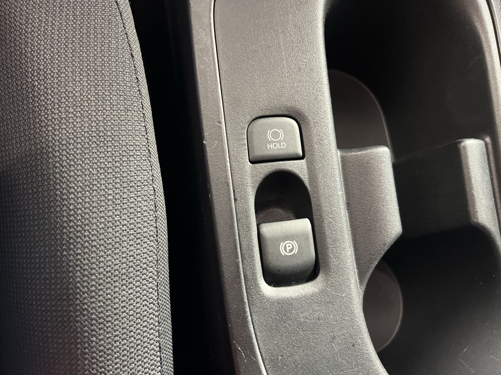 Used 2025 Toyota Corolla LE FWD image 32