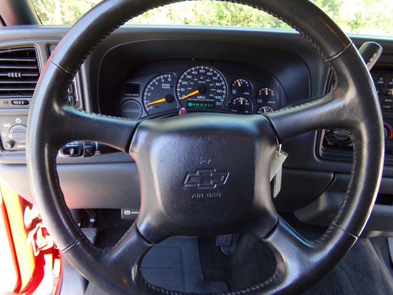 Used 2000 Chevrolet Silverado 1500 LS w/ Off-Road Chassis Pkg image 32