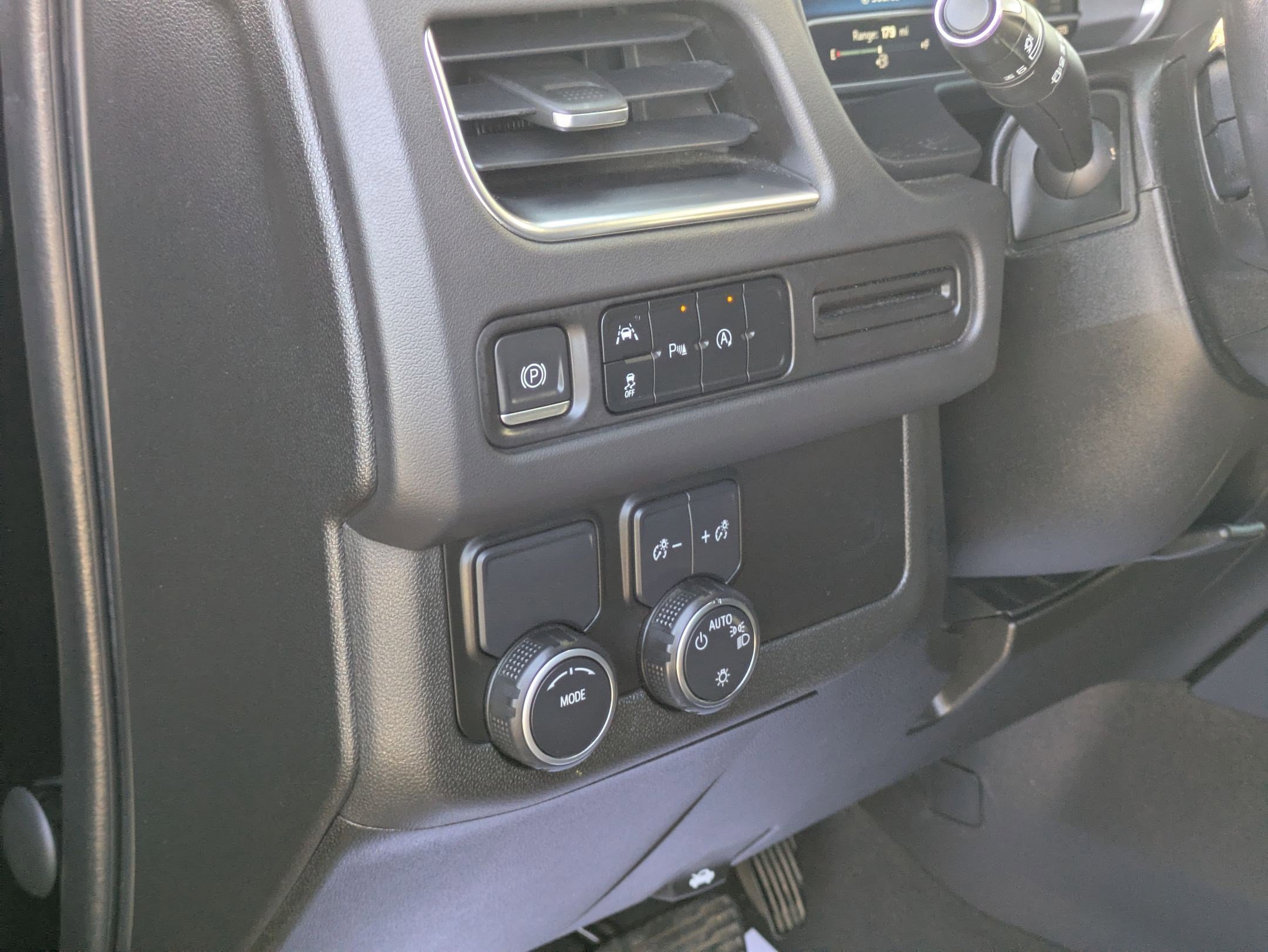 Used 2023 Chevrolet Tahoe RST image 10