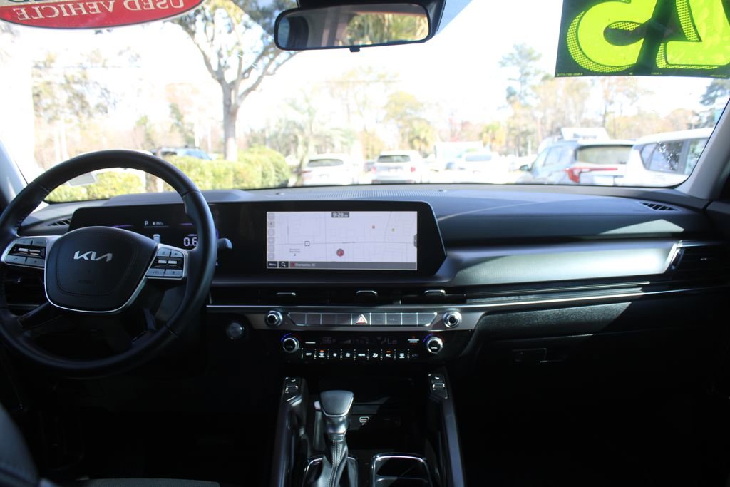 Used 2025 Kia Telluride S image 25