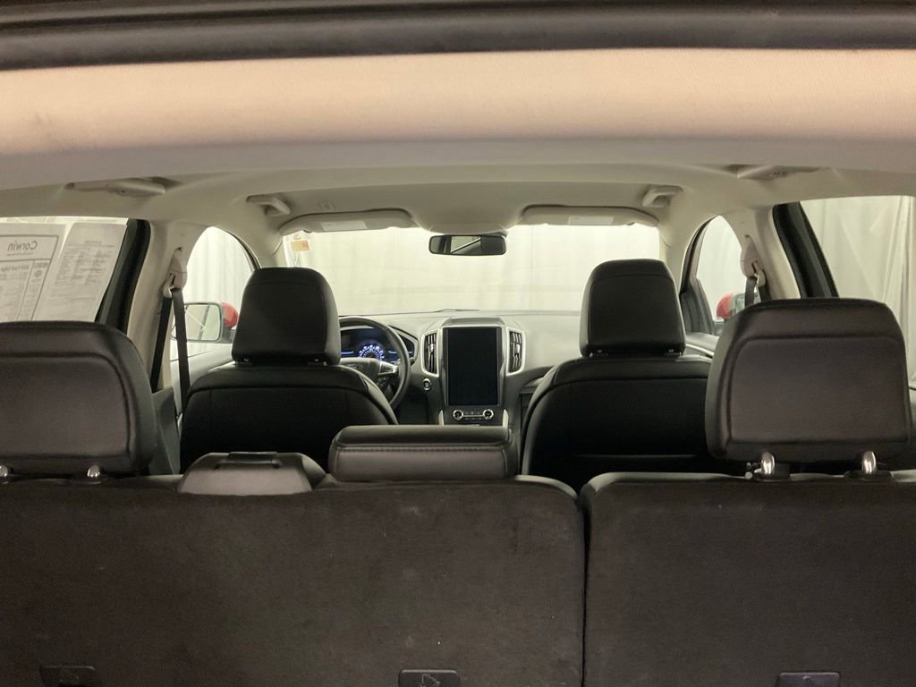 Used 2024 Ford Edge SEL AWD/4WD image 25
