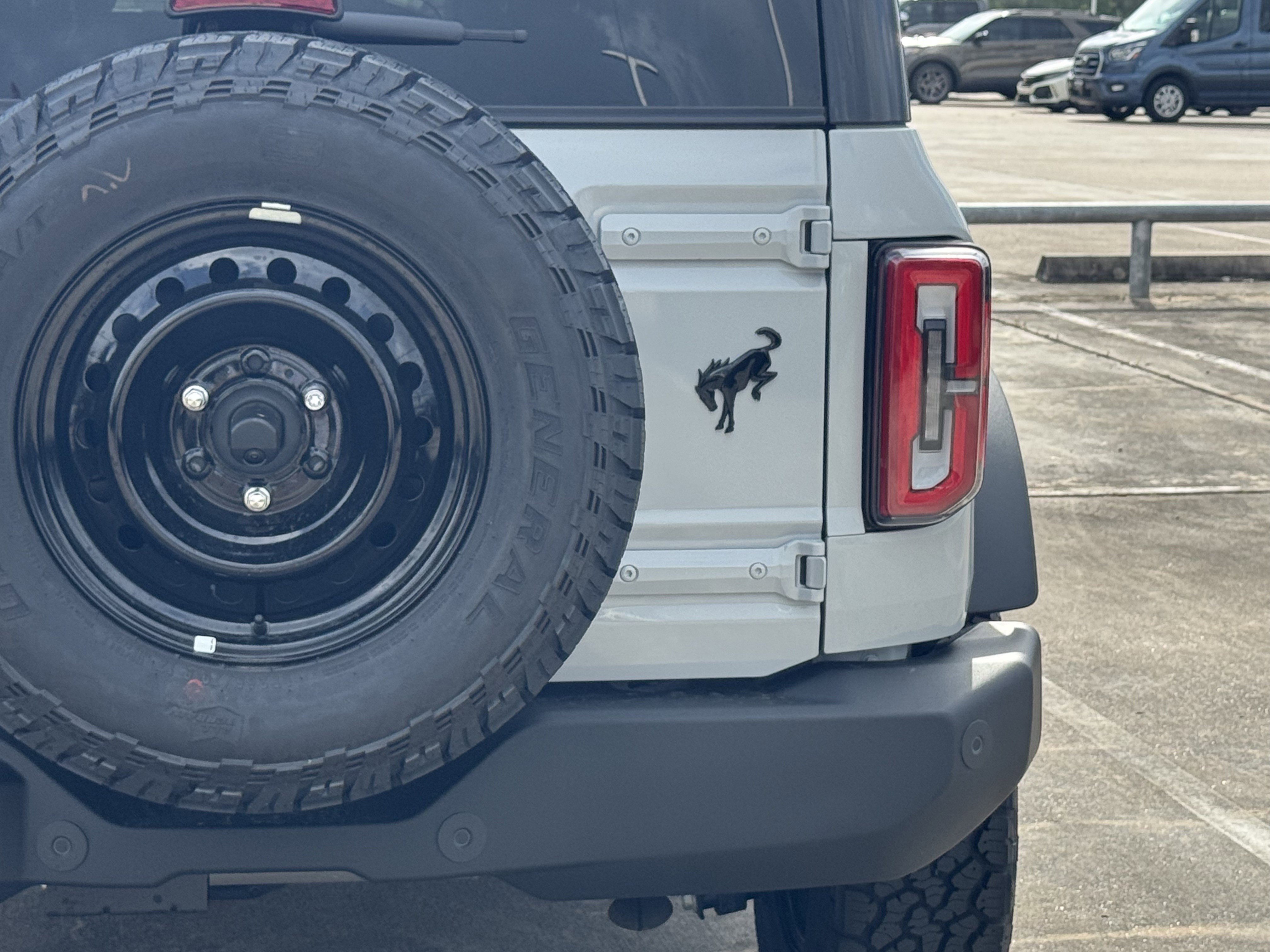 New 2026 Ford Bronco Outer Banks AWD/4WD image 10