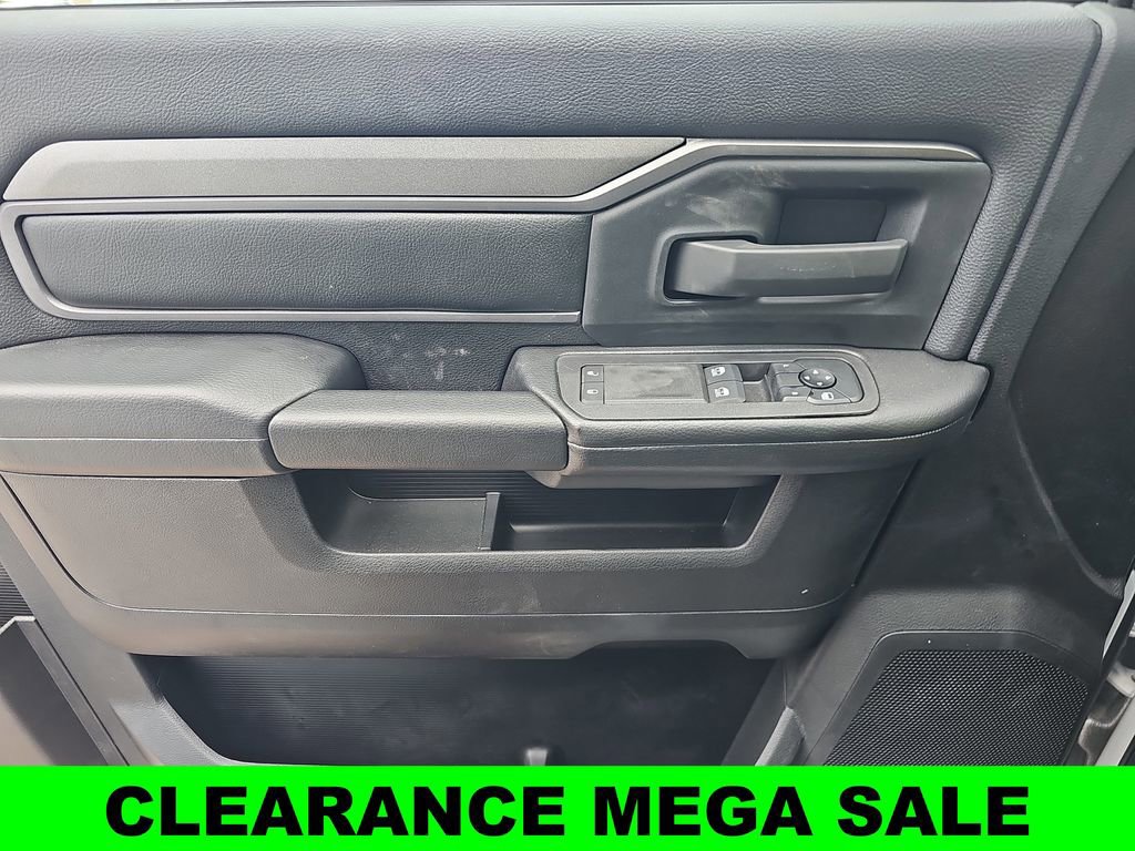 New 2025 RAM 3500 Tradesman image 27