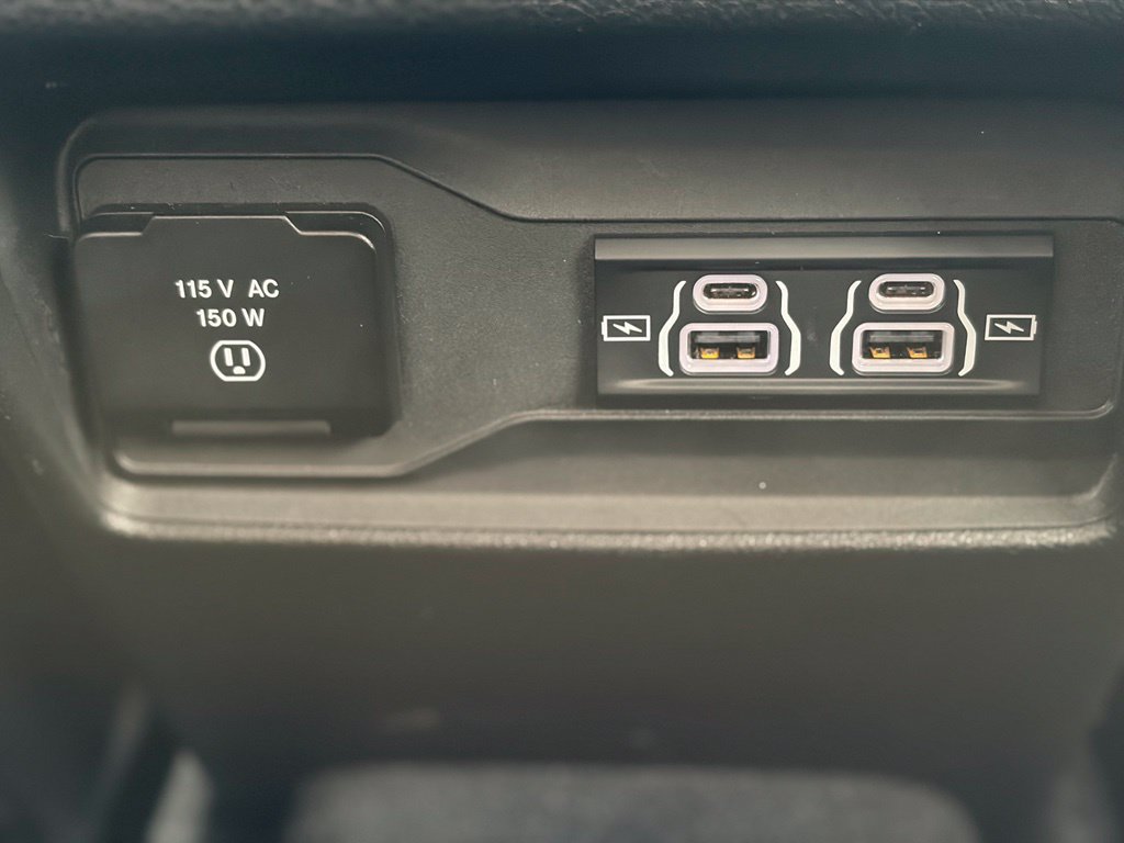 Certified 2023 Jeep Grand Cherokee L Limited AWD/4WD image 19