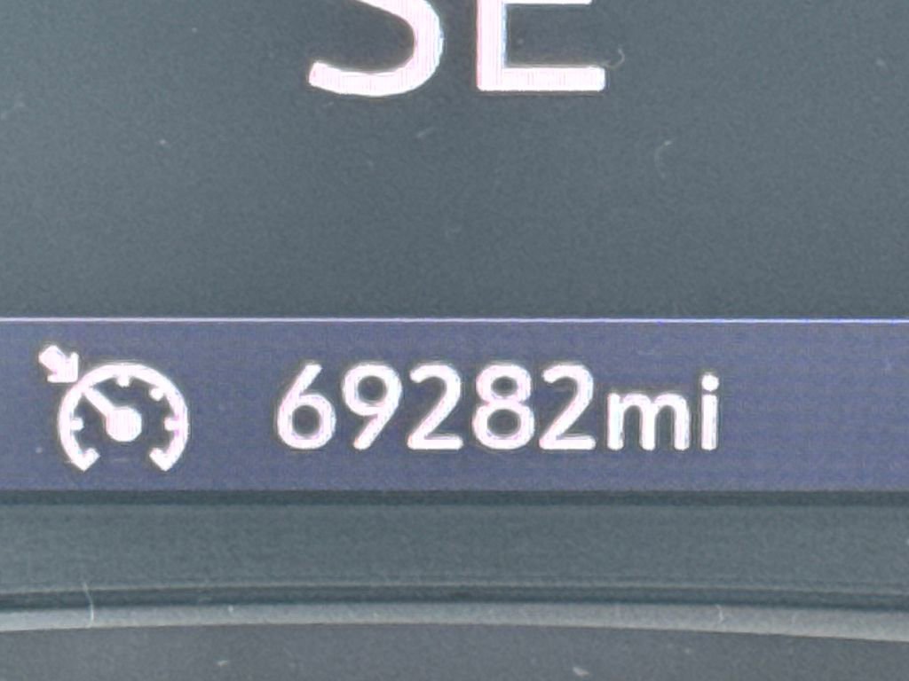 Used 2020 GMC Terrain SLT w/ Preferred Package AWD/4WD image 17