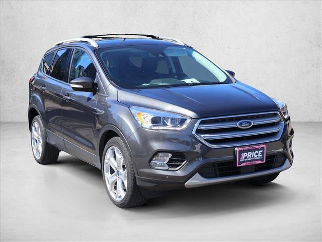 Used 2019 Ford Escape Titanium video 3