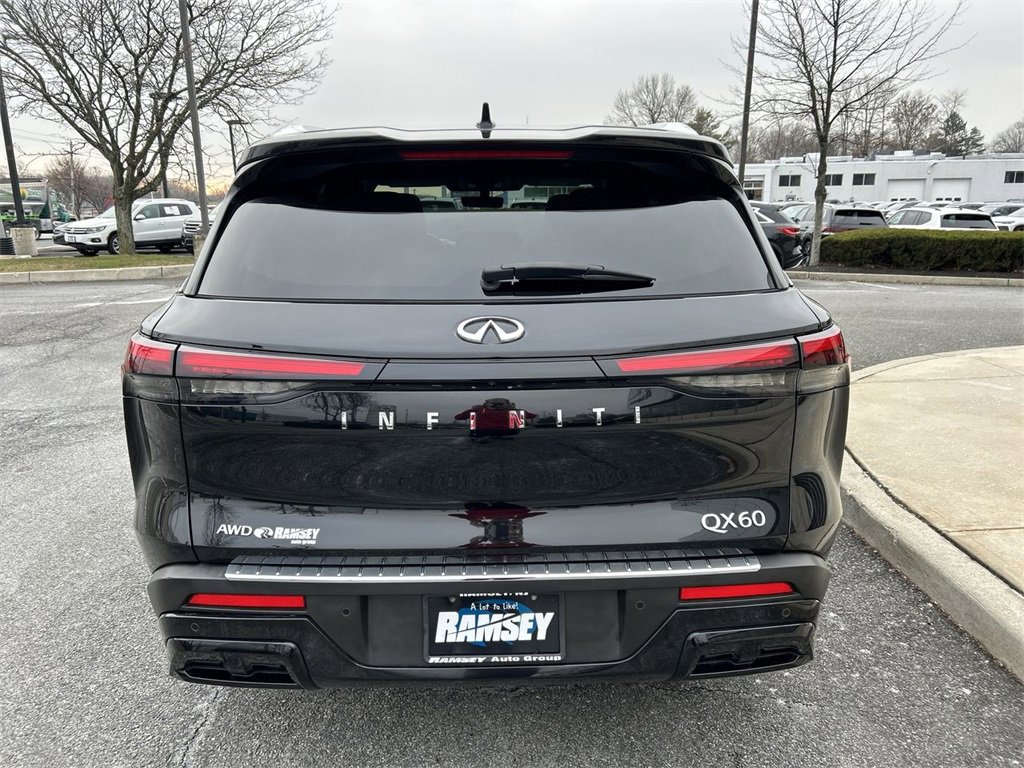 Certified 2023 INFINITI QX60 Luxe w/ Cargo Package image 7