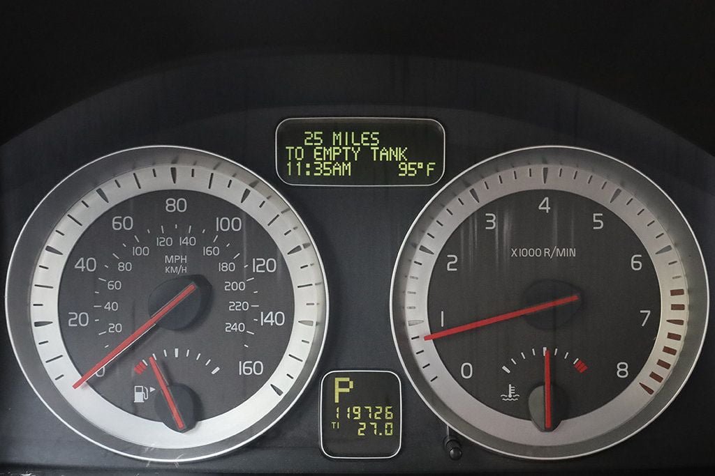 Used 2012 Volvo C70 T5 FWD image 12