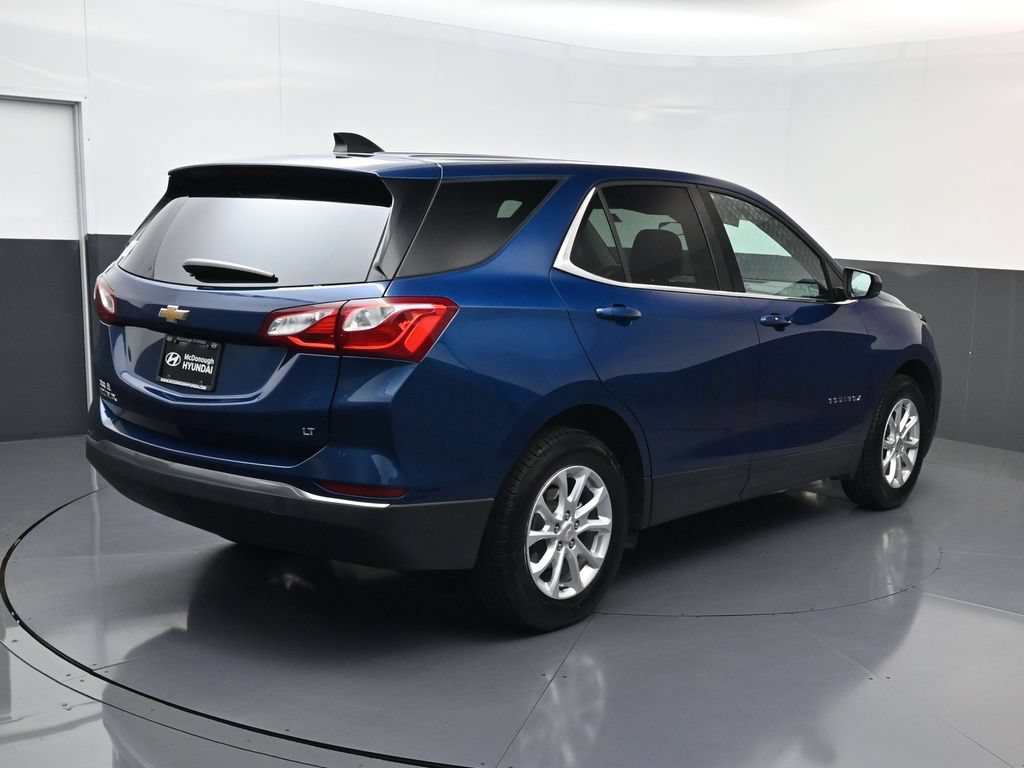 Used 2020 Chevrolet Equinox LT w/ LPO, Cargo Package FWD image 3