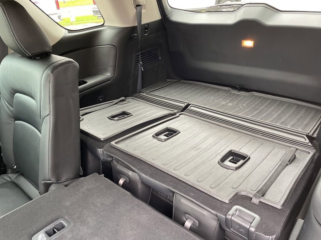 Used 2025 Nissan Pathfinder SV w/ Cargo Package AWD/4WD image 36
